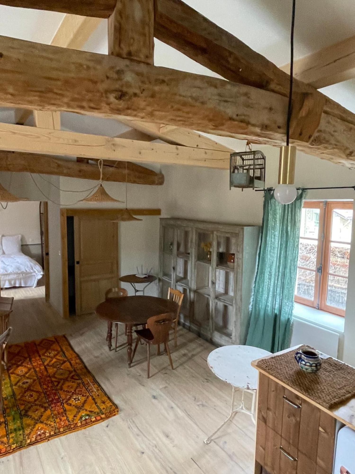 Les Appartements Du Saint Thiers, La Provence Dans Un Coin De La Drome Et L'Esprit D'Une Maison D'Hotes A Saou Luaran gambar