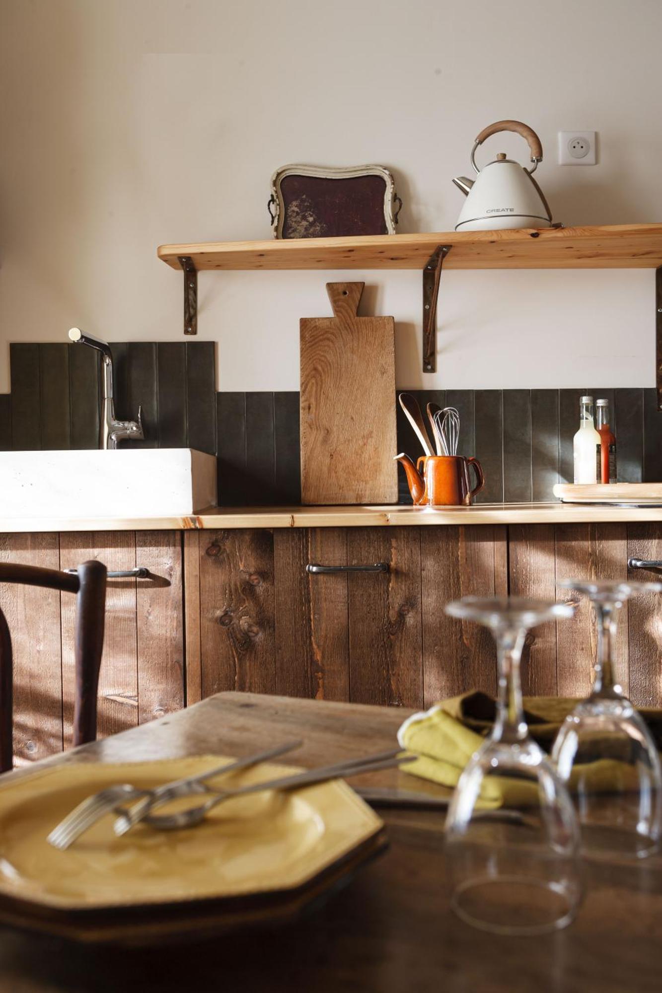 Les Appartements Du Saint Thiers, La Provence Dans Un Coin De La Drome Et L'Esprit D'Une Maison D'Hotes A Saou Luaran gambar