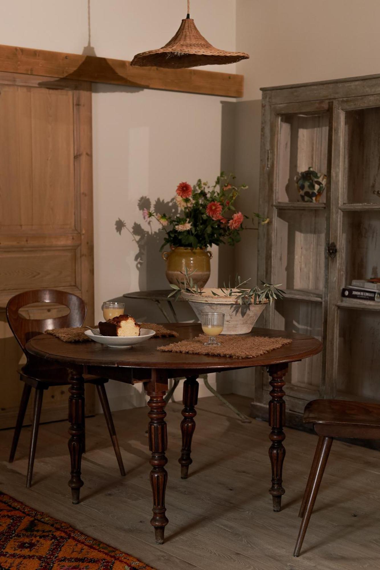 Les Appartements Du Saint Thiers, La Provence Dans Un Coin De La Drome Et L'Esprit D'Une Maison D'Hotes A Saou Luaran gambar