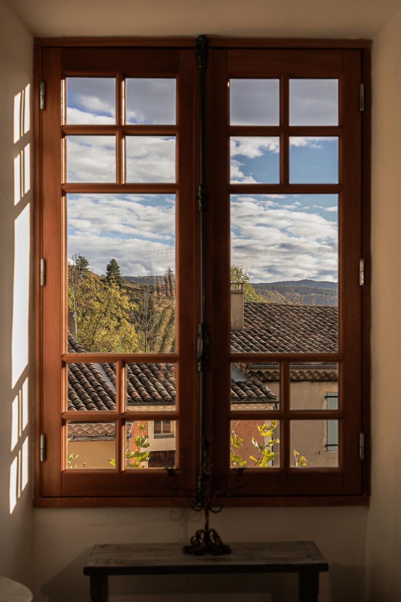 Les Appartements Du Saint Thiers, La Provence Dans Un Coin De La Drome Et L'Esprit D'Une Maison D'Hotes A Saou Luaran gambar