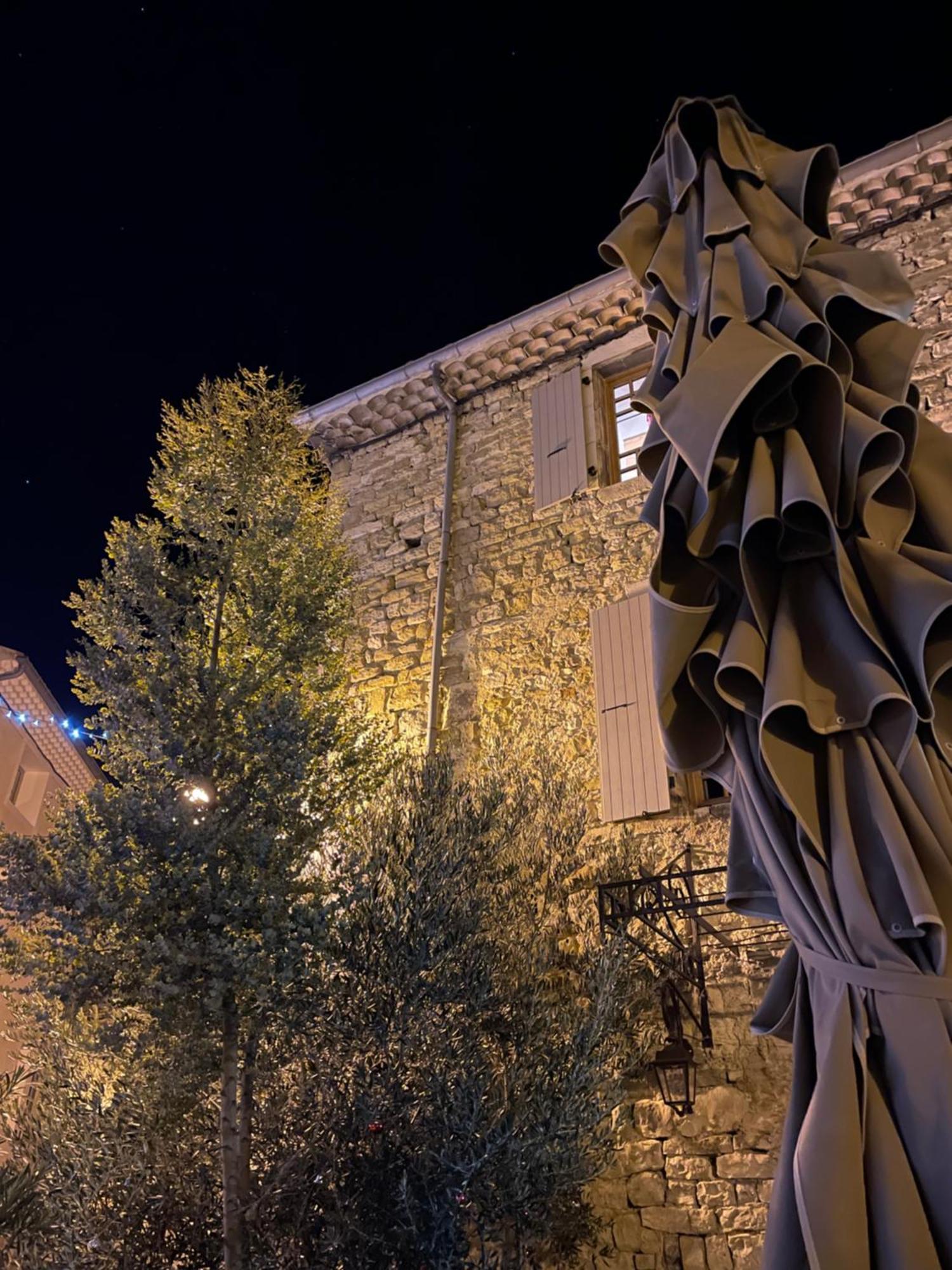 Les Appartements Du Saint Thiers, La Provence Dans Un Coin De La Drome Et L'Esprit D'Une Maison D'Hotes A Saou Luaran gambar